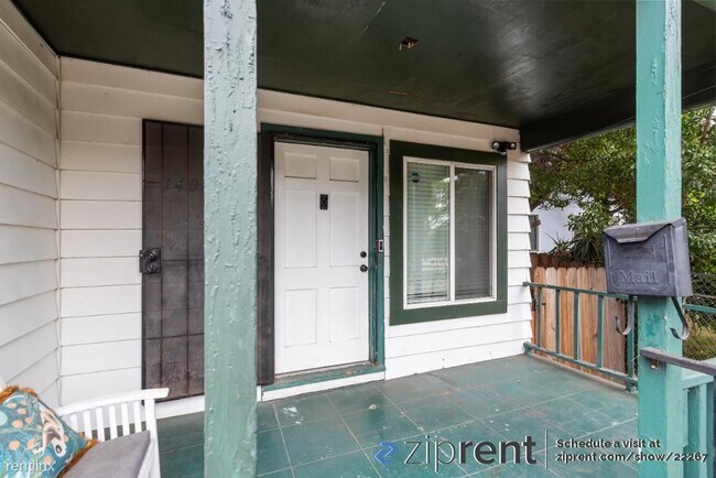 Building Photo - 1 br, 1 bath House - 3404 Delaware Street,...