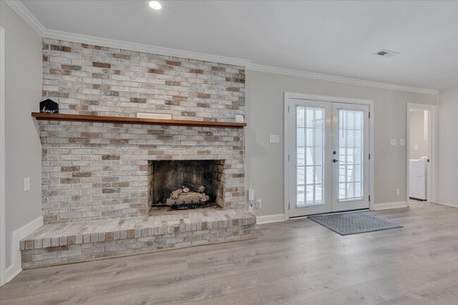 Building Photo - 1012 Glenco Rd