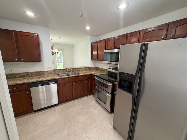 Foto del edificio - Spacious 3 Bedroom Townhome with Garage in Altamonte Springs