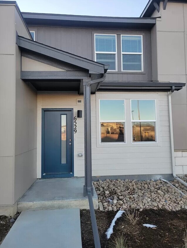 Foto principal - 6529 N Dunkirk St