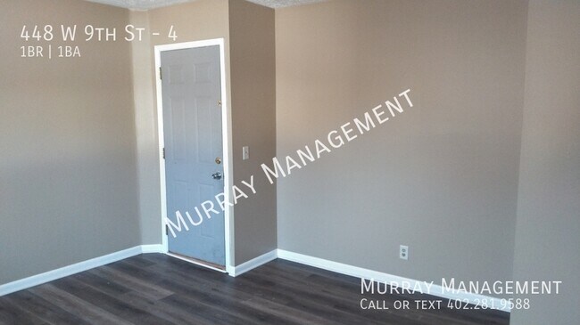 Foto del edificio - 448 W 9th St