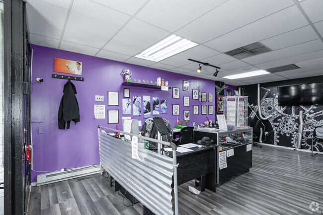 Tattoo Shop - 134 S Union St