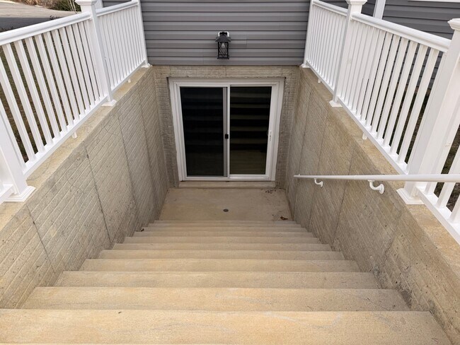 Foto del edificio - 10402 Laurel Ridge Way