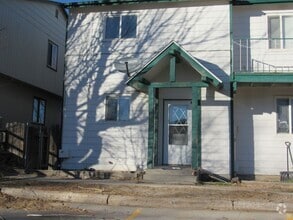 Building Photo - 6476 Cherokee Ln