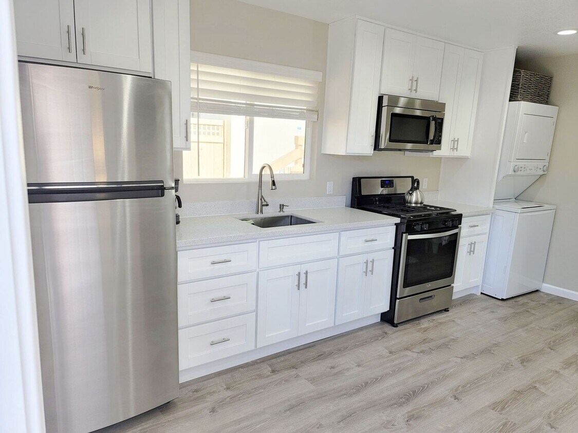 21161 21163B Unit Garden ADU, Hayward, CA 94541 Room for Rent in Hayward, CA