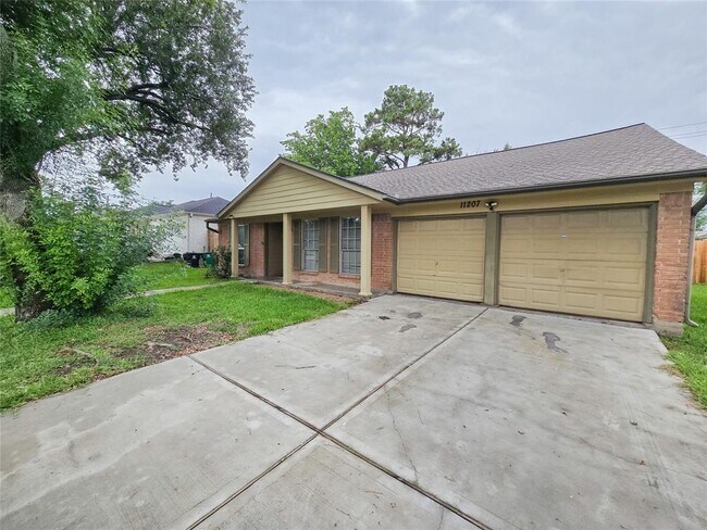 Building Photo - 11207 Sagevalley Dr