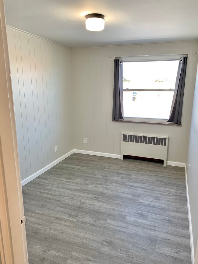 dining room - 7609 Hamilton Ave