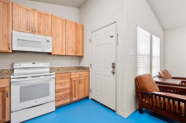 Foto del edificio - 109 Gillespie Ln