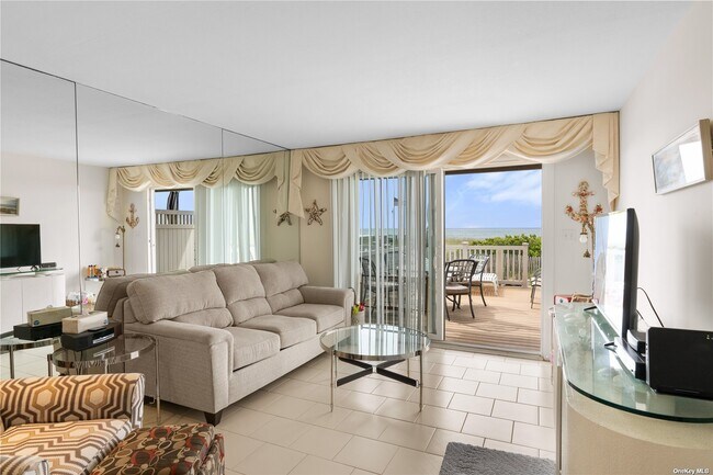 Foto del edificio - 575 Dune Rd