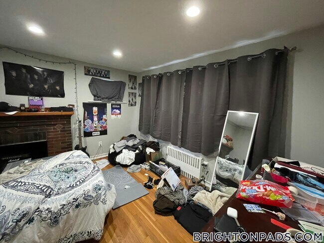 Foto del edificio - 234 Corey Rd