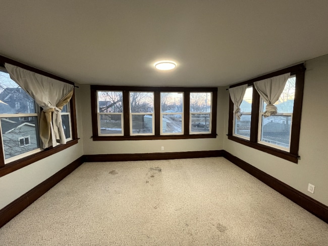 Foto del edificio - 1220 6th Ave