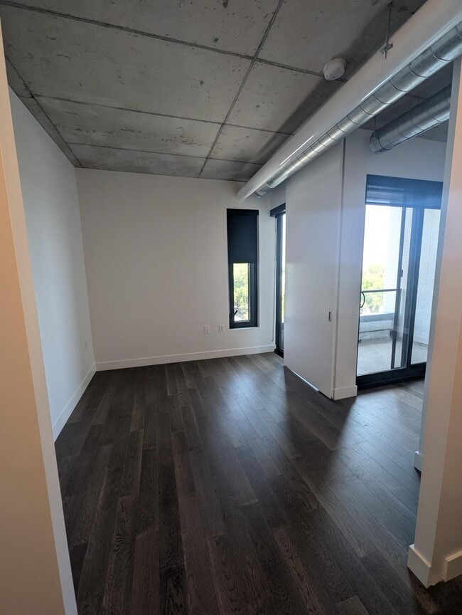 Building Photo - 5511 Bilby St