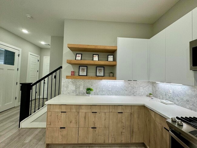 Building Photo - 7040 Avenue N