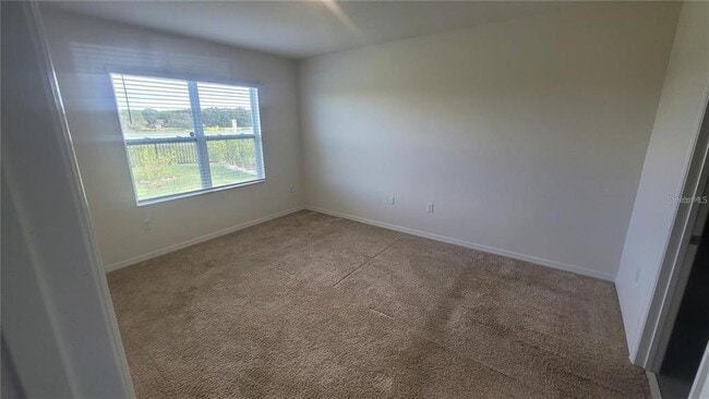 Foto del edificio - 1128 Fox Path Rd