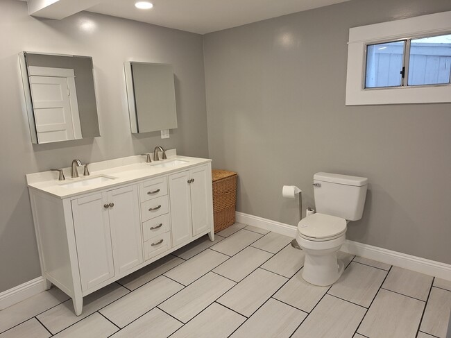 Bathroom - 820 Beryl St