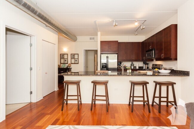 Foto del edificio - 873 N Larrabee St