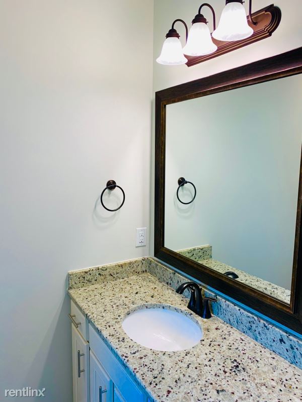 Foto del edificio - 3 br, 2 bath House - 454 Lake Breeze Dr.