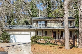 Building Photo - 3656 Chestnut Lake Ct