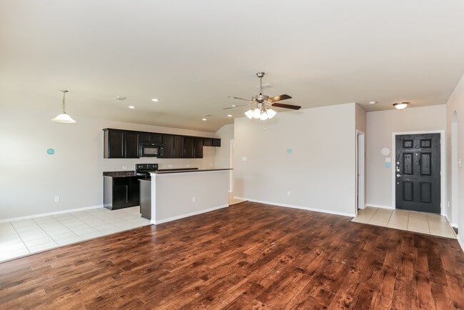 Building Photo - 9124 Abaco Way
