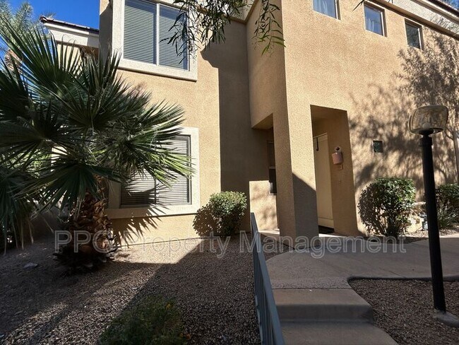 Foto del edificio - 7887 N 16th St