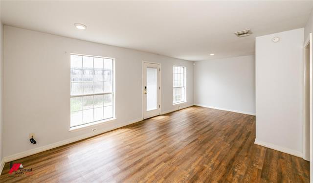 Building Photo - 421 Stratmore Dr