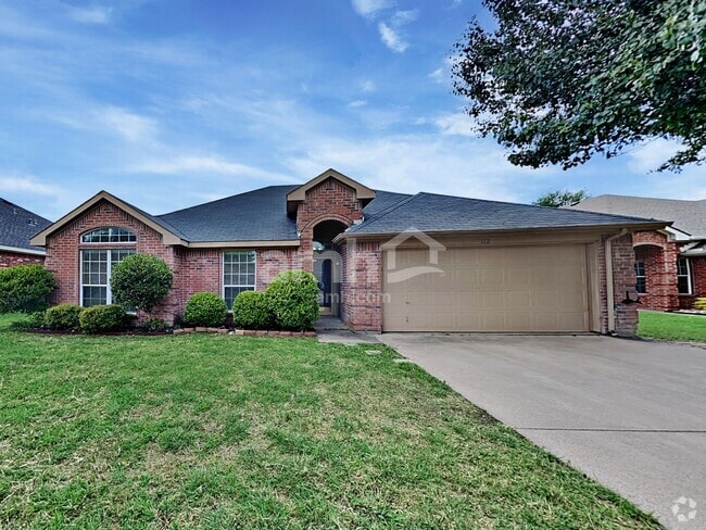 Building Photo - 112 Chesterfield Cir