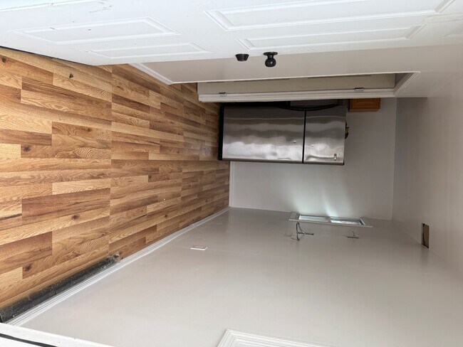 Foto del edificio - 111-23 Inwood St