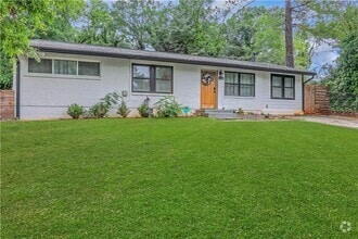 Building Photo - 3436 Pinehill Dr