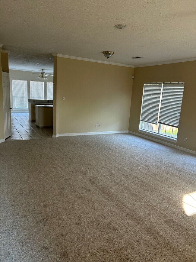 Foto del edificio - 17610 W Fawn River Cir