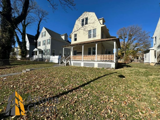 Building Photo - 3004 Clifton Ave