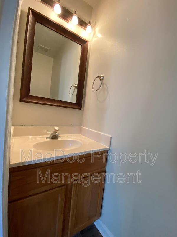 Foto del edificio - 9609 Coventry Creek Dr