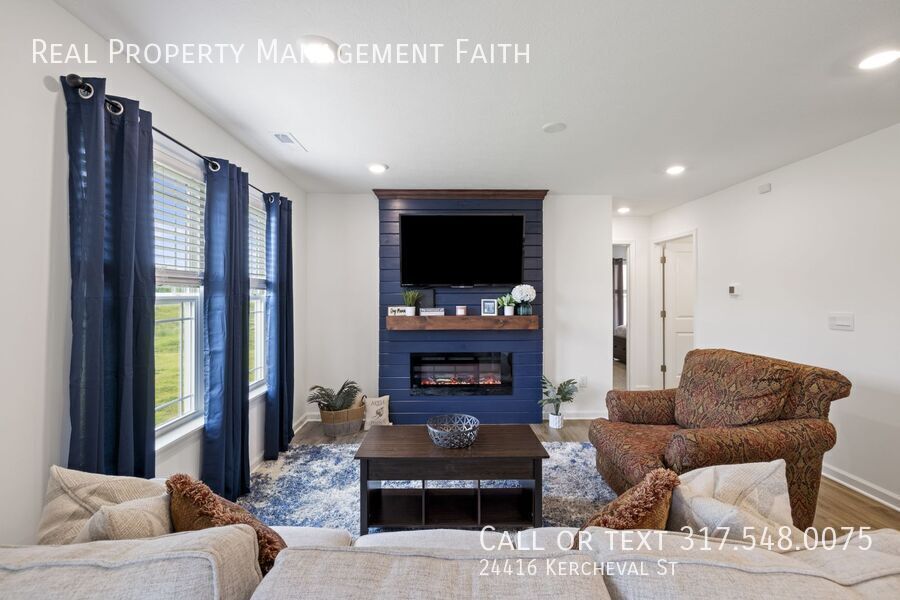 Foto principal - 24416 Kercheval St