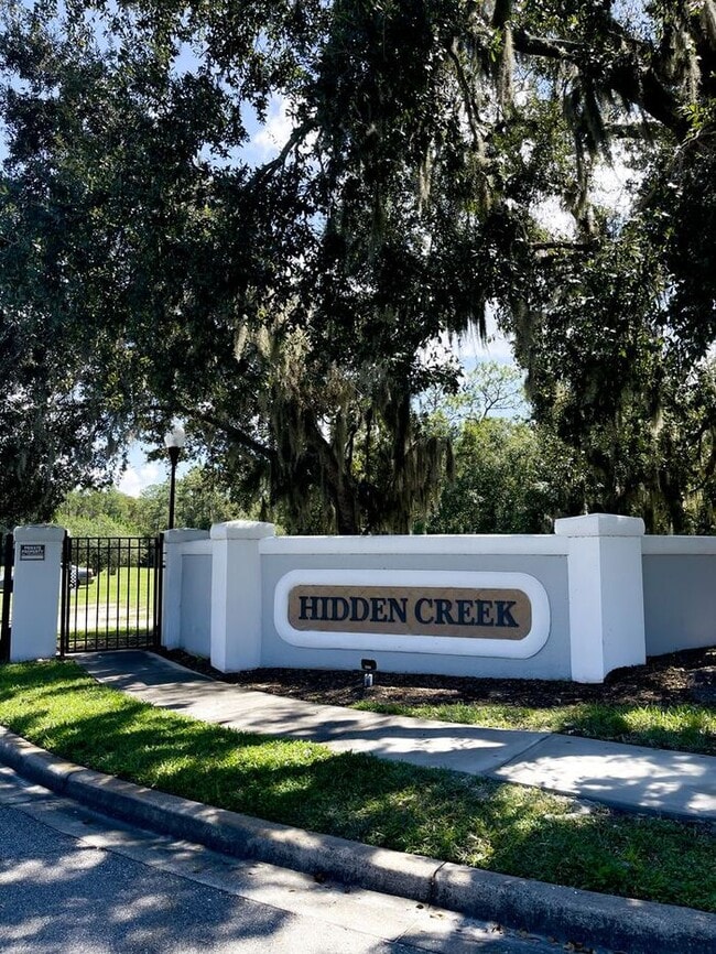 Photo - Beautifully Updated 3-Bedroom Townhouse in Kissimmee – Gated Community with Pool
