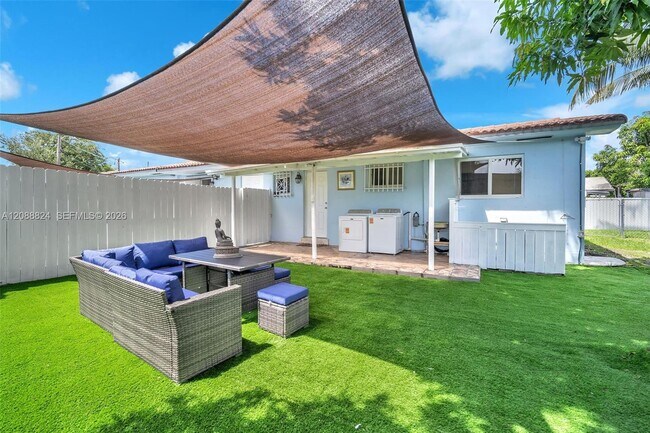 Foto del edificio - 1255 NW 32nd Ct