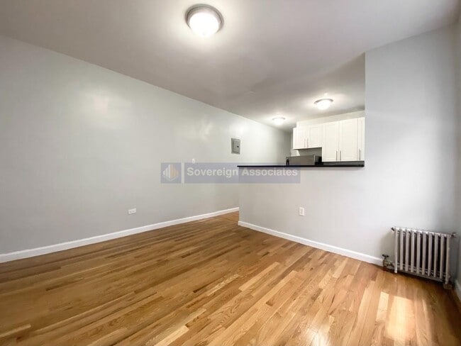 Building Photo - 539 W 156th St