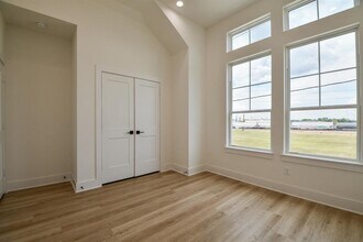 Building Photo - 2305 Maury St