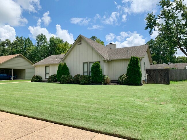 Foto del edificio - 6933 Aspenhill Dr
