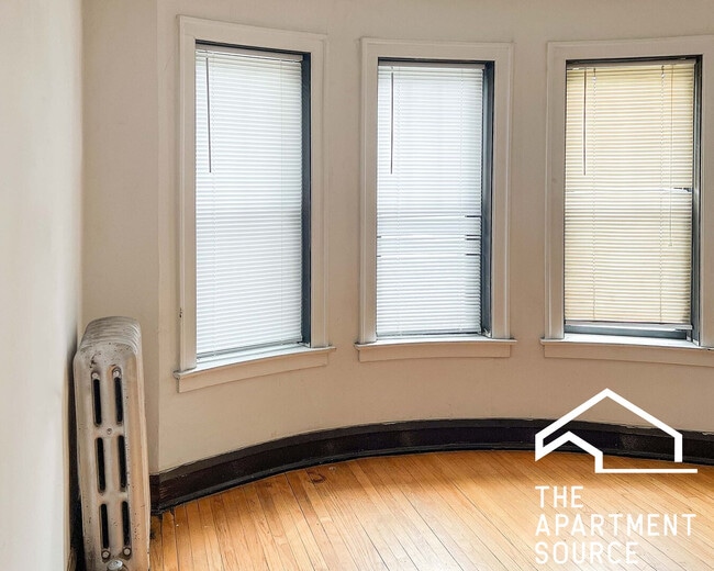 Building Photo - 4606 N Winchester Ave