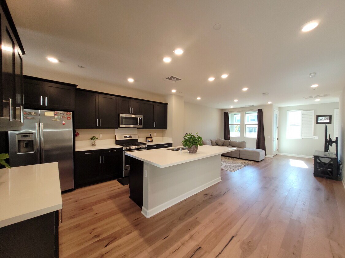 16755 Coyote Bush Dr, San Diego, CA 92127 - Townhome Rentals in San Diego CA  | Apartments.com