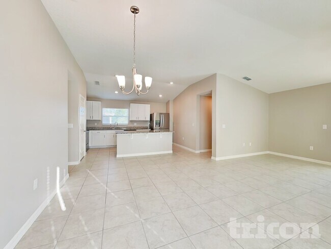 Foto del edificio - 624 Bullrush Ct