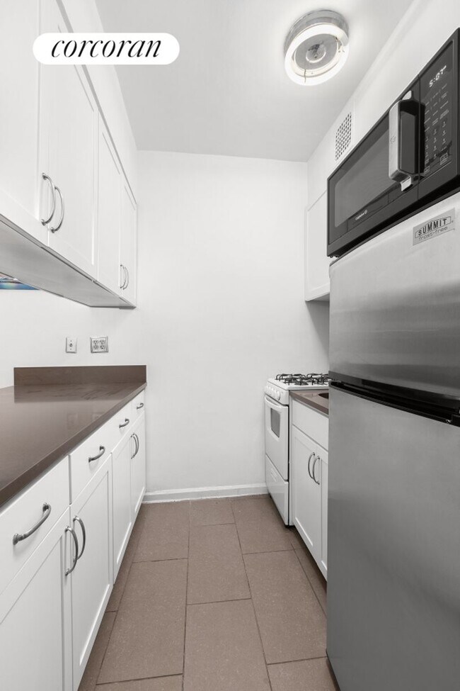 Foto del edificio - 444 E 87th St