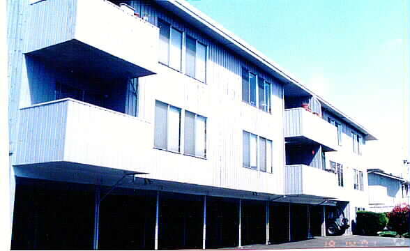 Primary Photo - 421 7th Ave