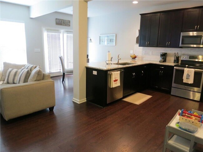 Building Photo - 1542 Brookmere Way