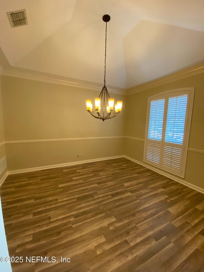 Building Photo - 1884 Plantation Oaks Dr