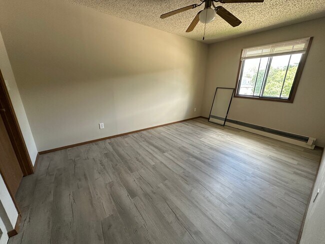 Foto del edificio - 321 Finkbine Ln