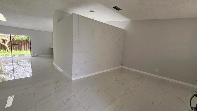 Building Photo - 14470 SW 96th Terrace