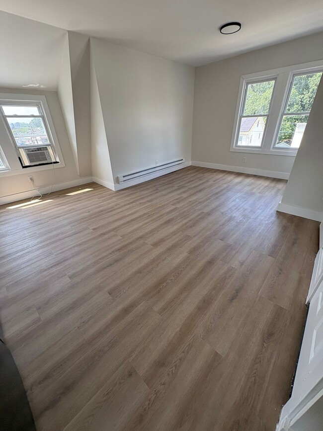 Foto del edificio - 49 Rosehill Pl