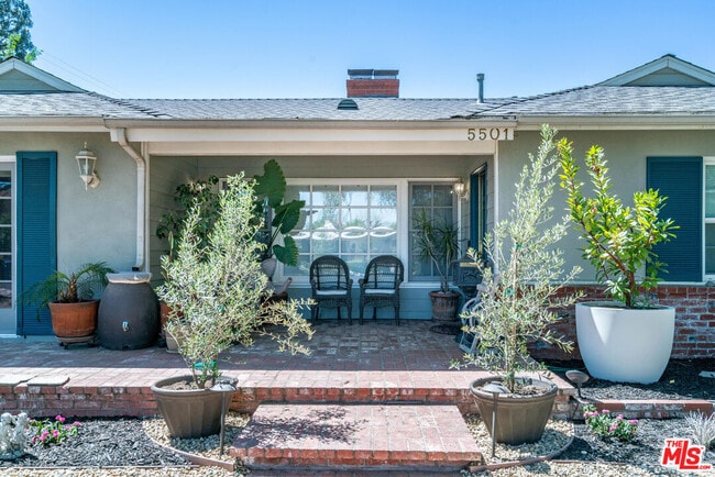 Foto del edificio - 5501 Cantaloupe Ave