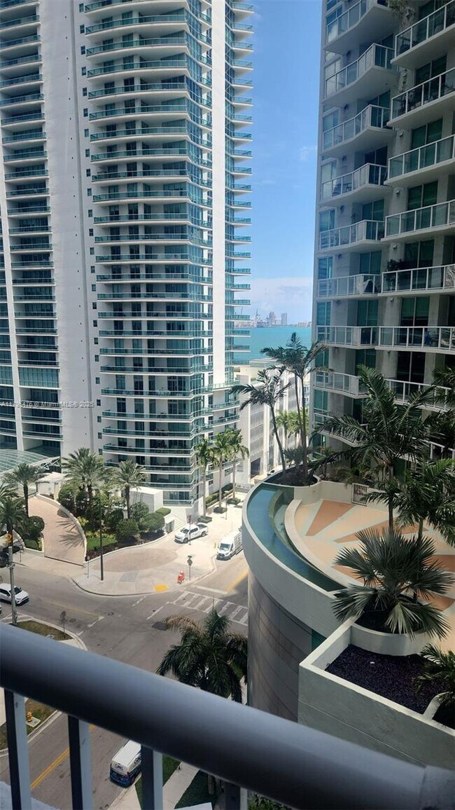 Foto del edificio - 170 SE 14th St