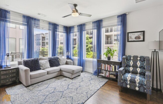 Foto del edificio - 328 Gibson St SE
